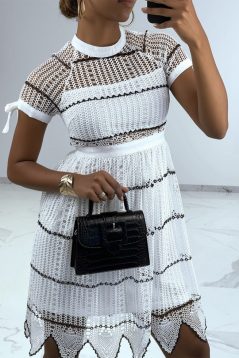 Robe Dentelle A Crochet Blanche Col Rond Manche Avec Noeuds